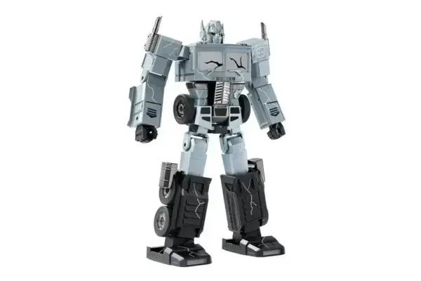 Robosen lança robô Optimus Prime edição 40 anos por $1400 com voz original