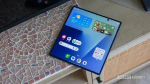 Samsung elimina upgrades grátis de armazenamento no Galaxy Z Fold 8