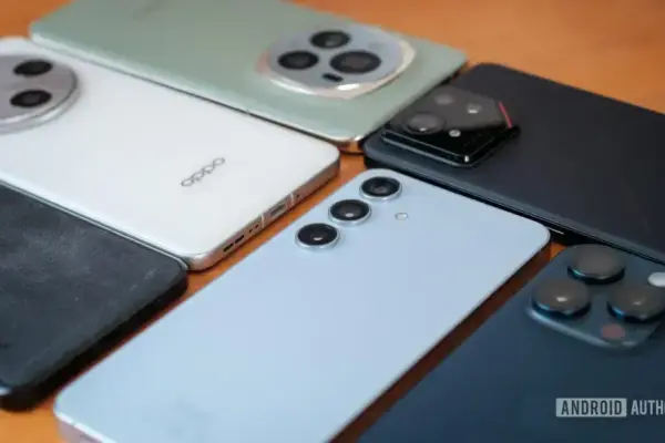 Samsung supera Apple em mercado de smartphones em queda histórica