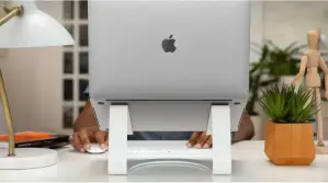Suportes para MacBook: Ergonomia, Estilo e Praticidade para seu Espaço de Trabalho
