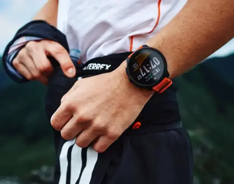 Suunto Race 3 e Race 3 S vazam com telas AMOLED e novo sistema de assinatura