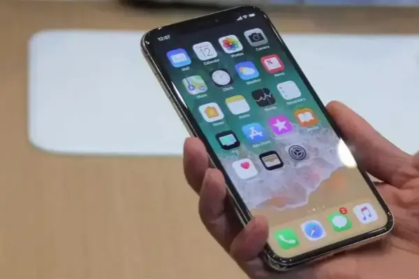 Apple declara iPhone X obsoleto — fim simbólico de uma era do iPhone