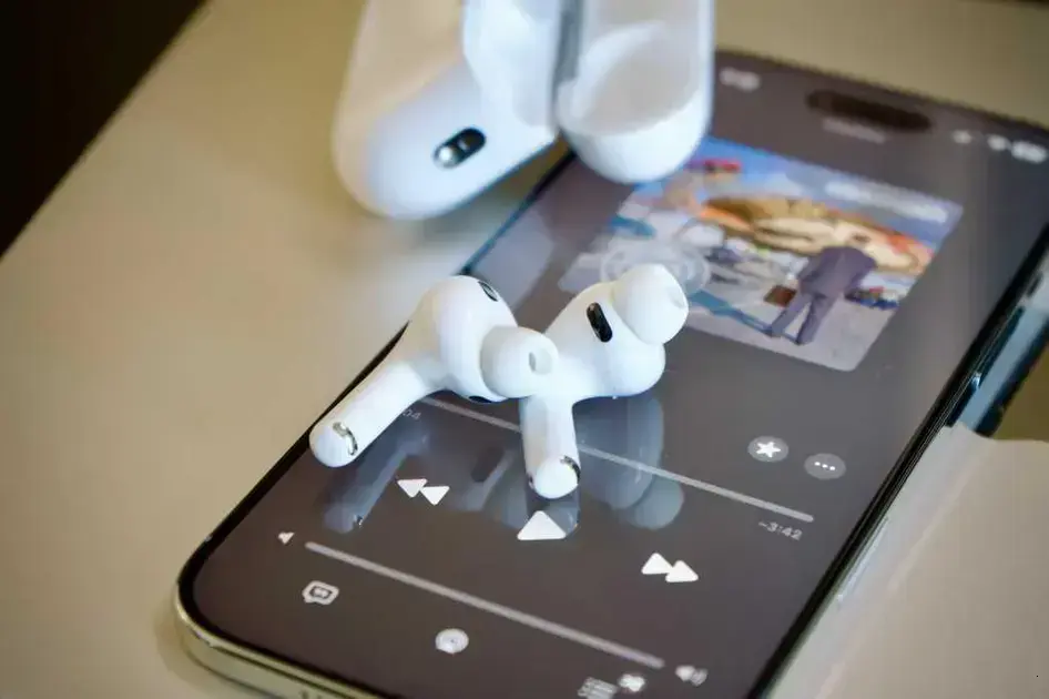 Como ajustar o equalizador dos AirPods usando o recurso custom EQ do iOS 27