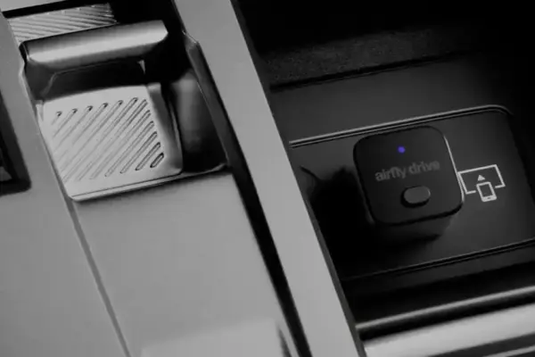 AirFly Drive transforma CarPlay com fio em CarPlay sem fio por US$39,99