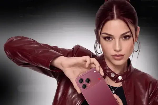 Nubia V90 Pro traz câmera de 108MP e design burgundy com entrada para fone