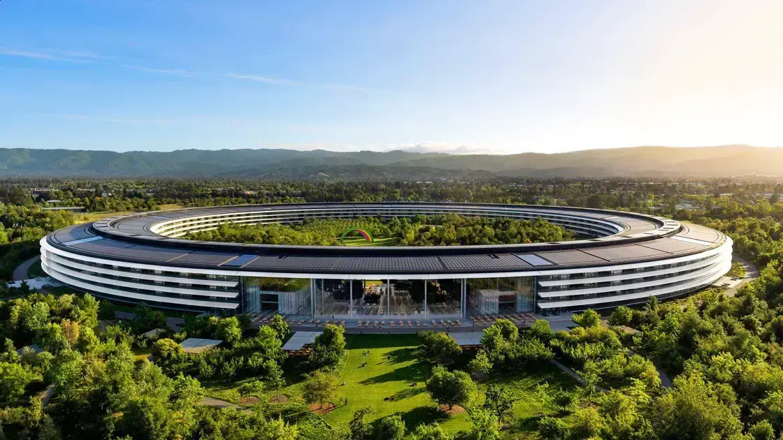 Veteranos de displays da Apple passam cargo a novos líderes em reorganização